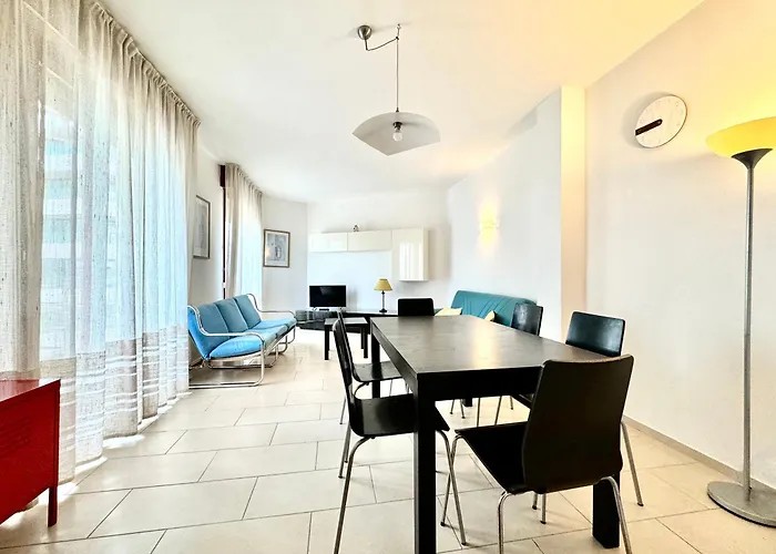 Lungomare Sabbiadoro * Λινιάνο Σαμπιαντόρο